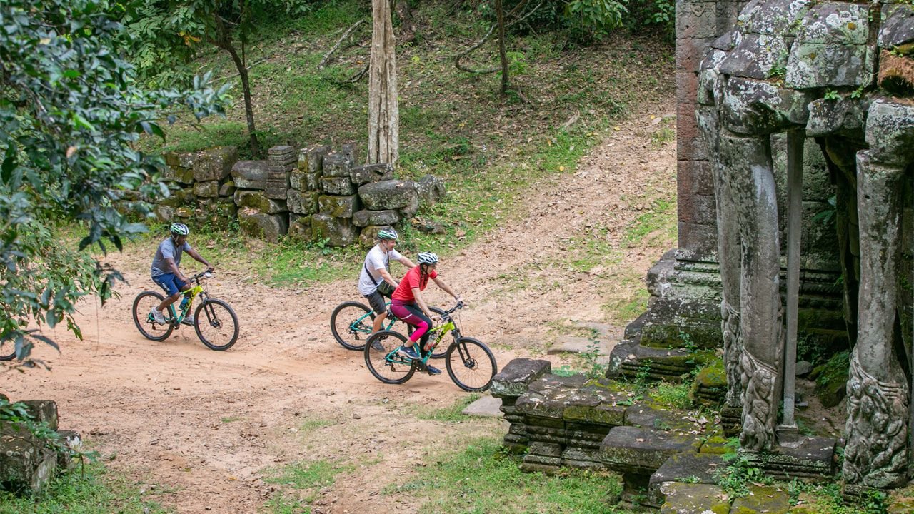 Cycling Angkor Wat Sunrise & Ancient City Discovery